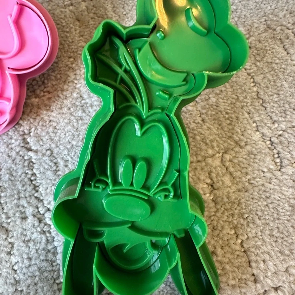 6 piece Disney Mickey Mouse Cookie Cutter Set